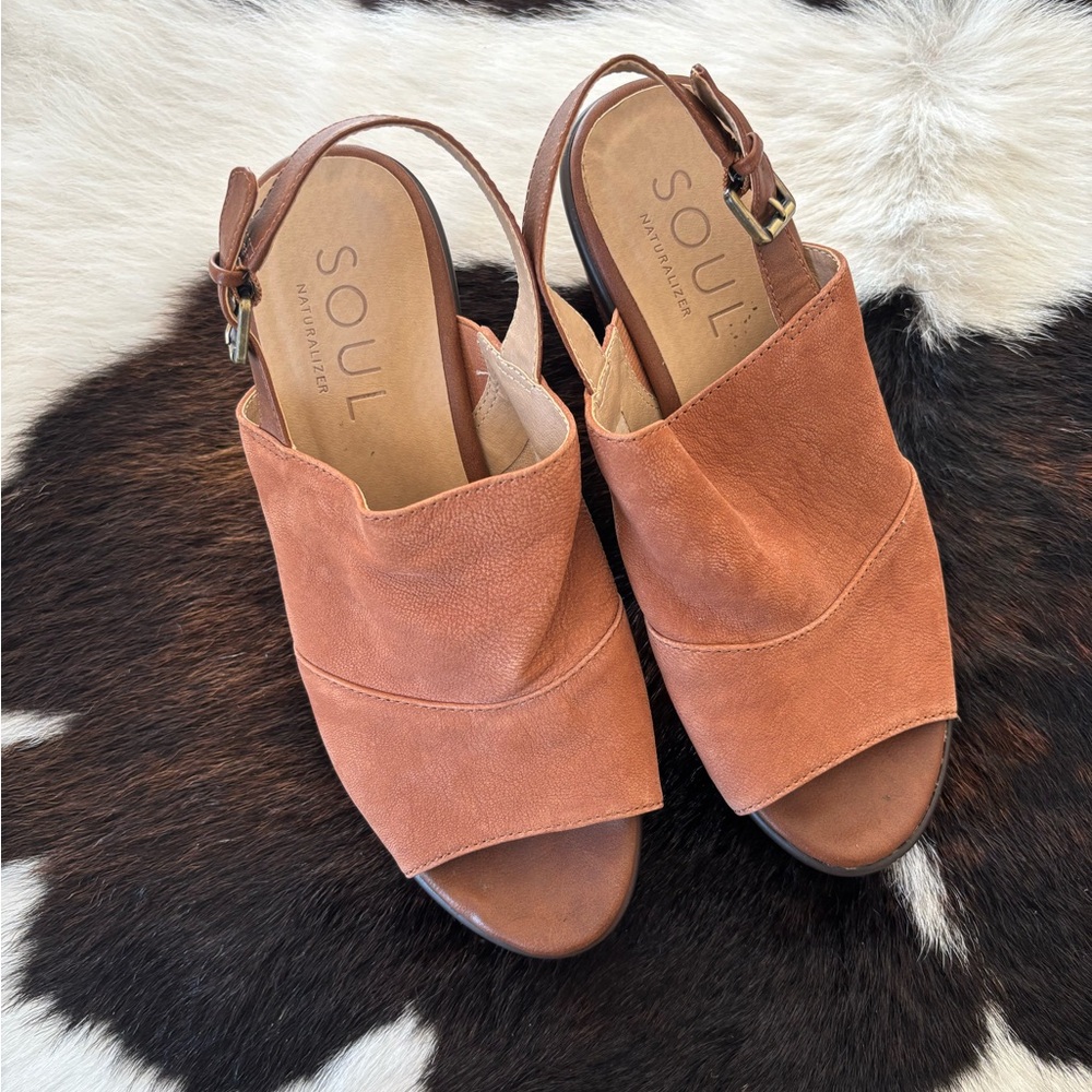 SOUL Naturalizer Women's Brown Sandals